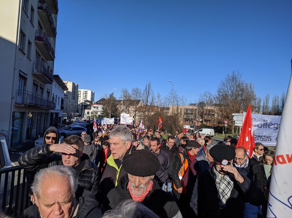 manif retraite Tarbes