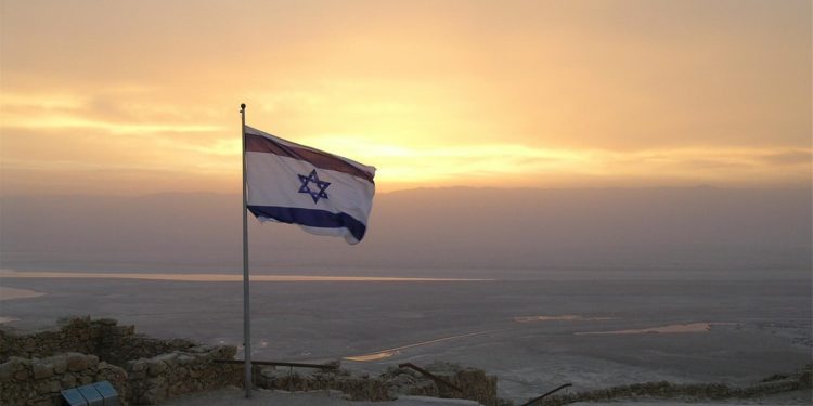 Deux morts dans le nord d'Israël après des tirs de roquettes du Hezbollah