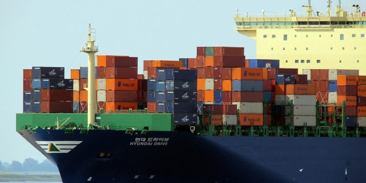 Le transport maritime menacé par les guerres et le changement climatique