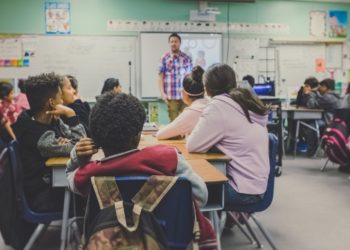 Opinion de l'intersyndicale de l'éducation nationale "en finir dans l’académie de Toulouse avec les préparations de rentrée à l'économie"